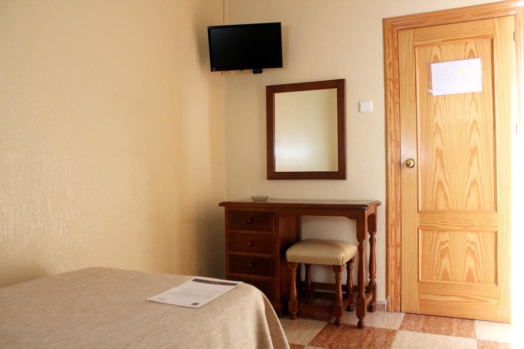 Hotel Sevilla Almeria Phòng bức ảnh