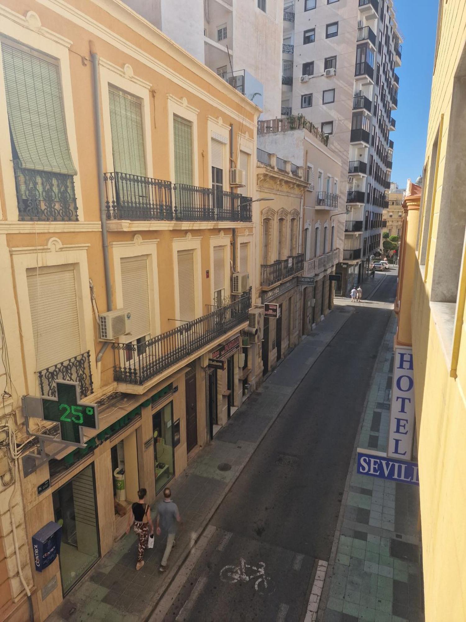 Hotel Sevilla Almeria Ngoại thất bức ảnh